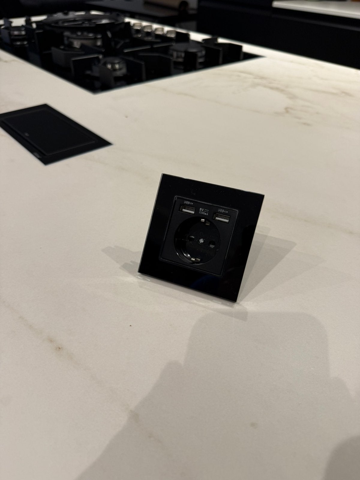 Stoptcontact met usb, Ophalen of Verzenden, Stopcontact