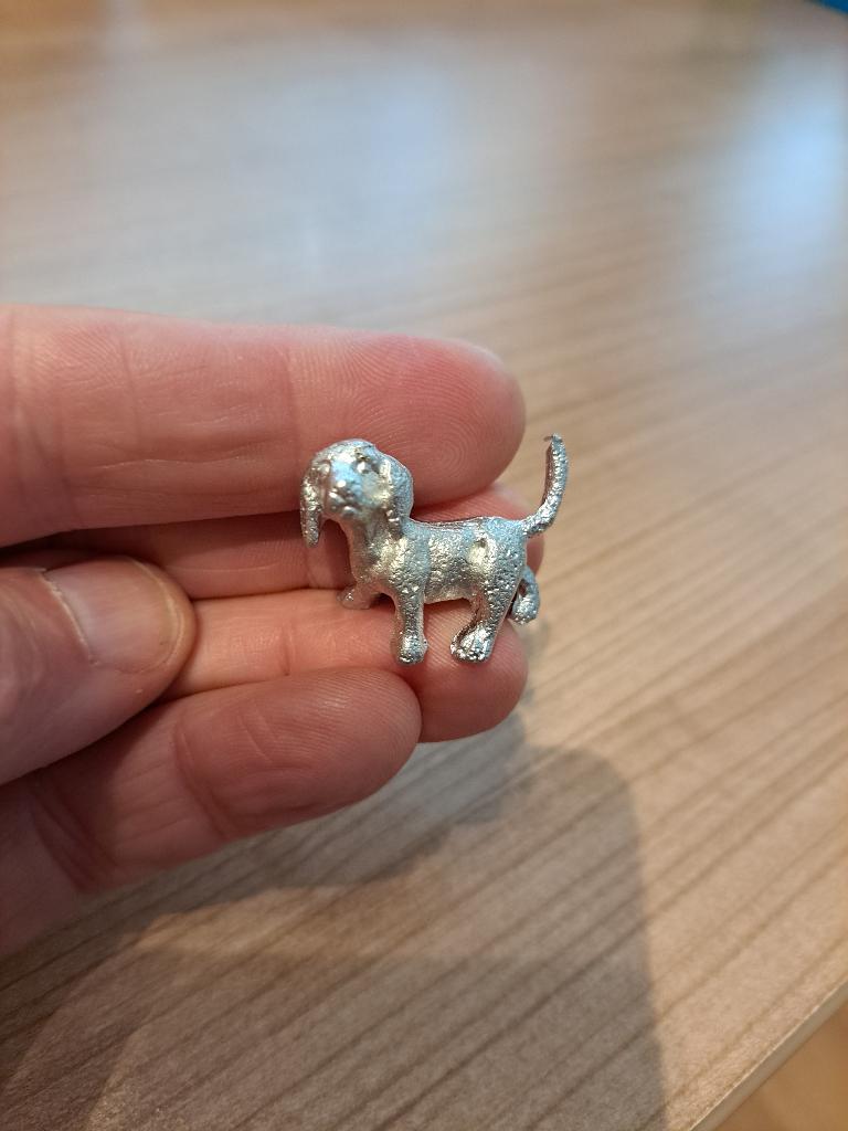 Stand Beagle hond, tin 3x2x1cm, Ophalen of Verzenden, Nieuw, Hond of Kat, Beeldje of Figuurtje