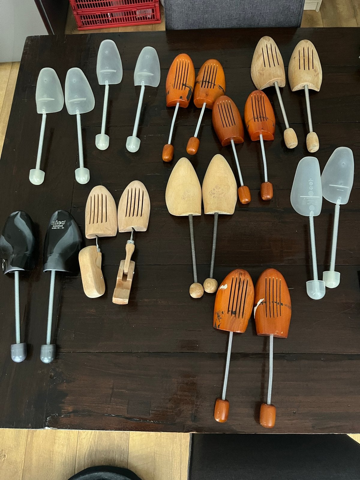 Diverse schoenspanners - Hout en kunststof, Ophalen of Verzenden, Gedragen