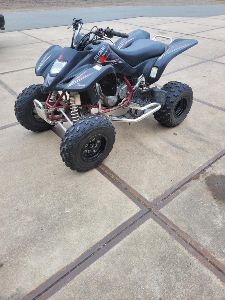 Quad 400 cc en quad 250 cc, Suzuki, Motoren, Quads en Trikes