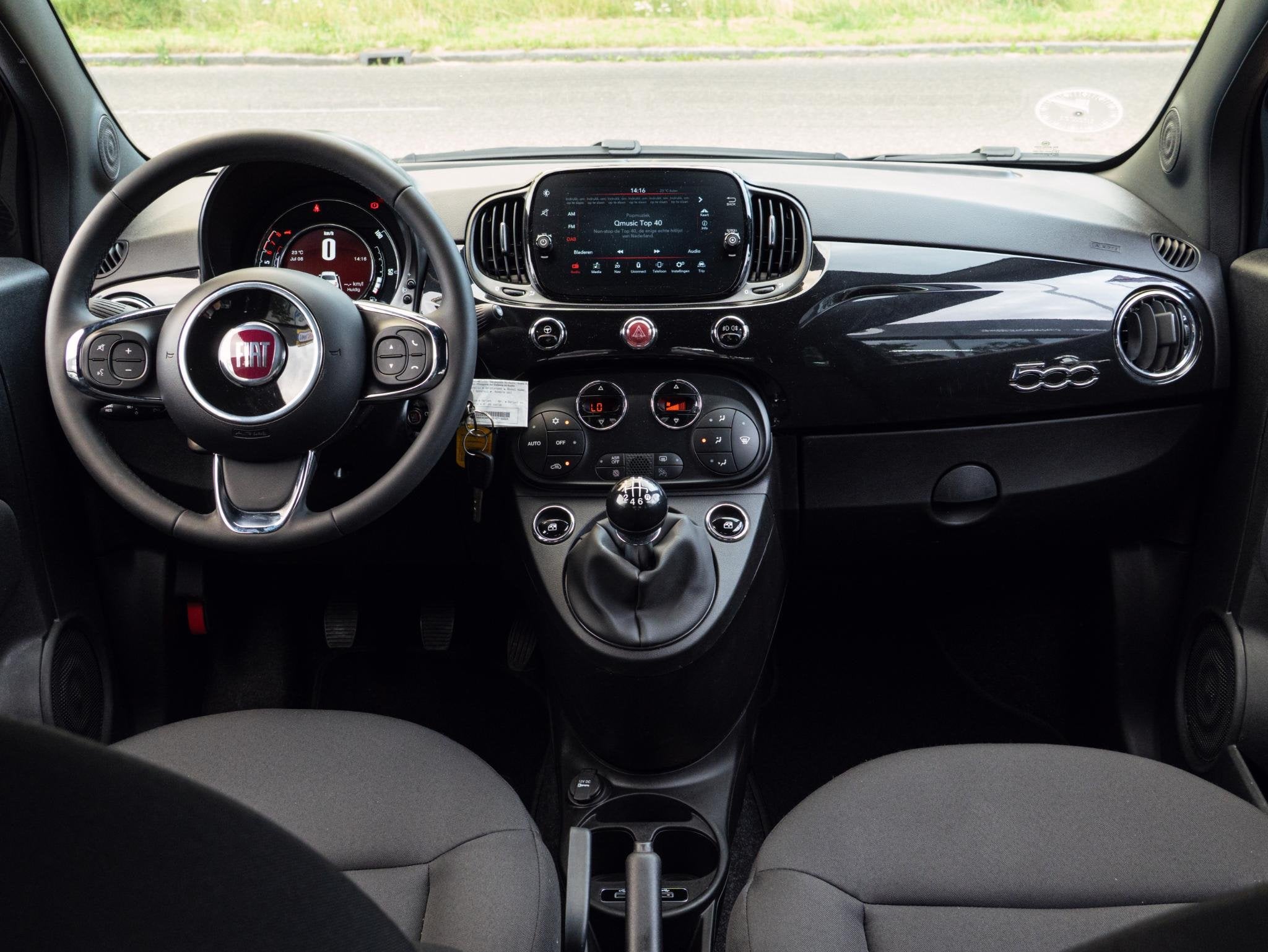 Fiat 500 1.0 Hybrid Urban|Airco|Navi|Velgen, Auto's, Voorwielaandrijving, Stof, Gebruikt, Euro 6