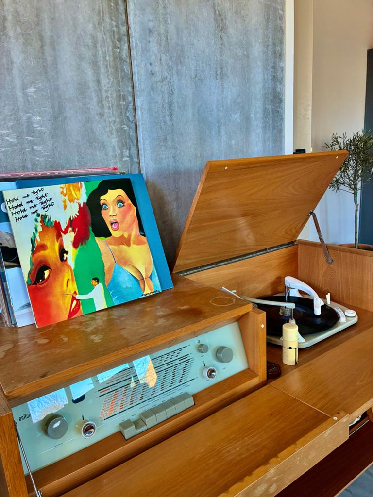 BRAUN MM3 stereo in perfecte staat (radio en platenspeler), Ophalen of Verzenden, Gebruikt, Platenspeler, Overige merken