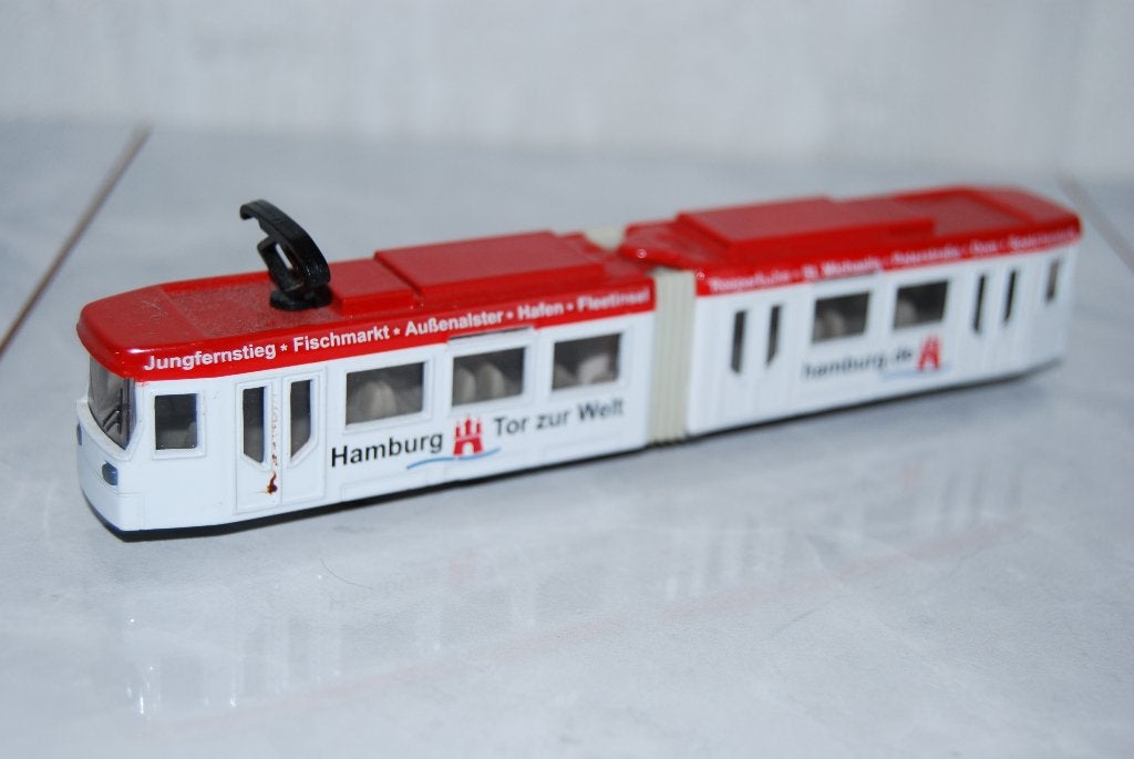 Siku Tram Hamburg, Ophalen of Verzenden, Zo goed als nieuw, Bus of Vrachtwagen, SIKU