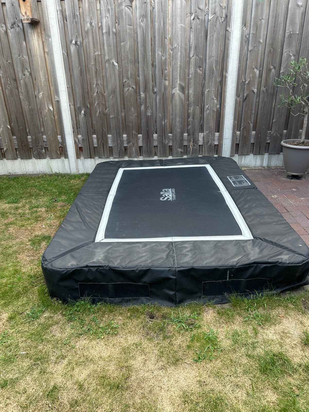 Salta Ground trampoline 2,14x1,53 - Ingraaftrampoline, Ophalen, Gebruikt