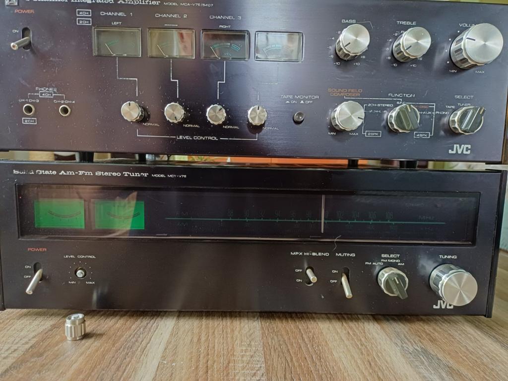 JVC 4-kanaals Geïntegreerde Versterker en Tuner Set, Audio, Tv en Foto, Versterkers en Receivers, Ophalen, JVC, 120 watt of meer