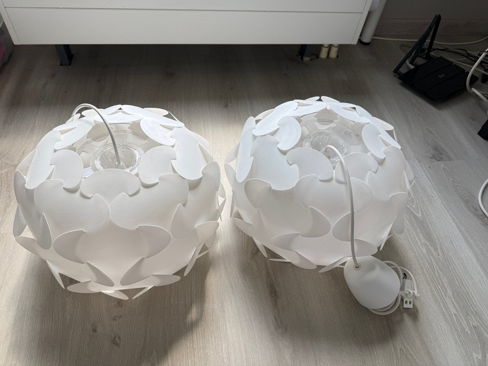 Set van 2 IKEA Maskros lampen, Huis en Inrichting, Ophalen, Zo goed als nieuw, Wit, Rond