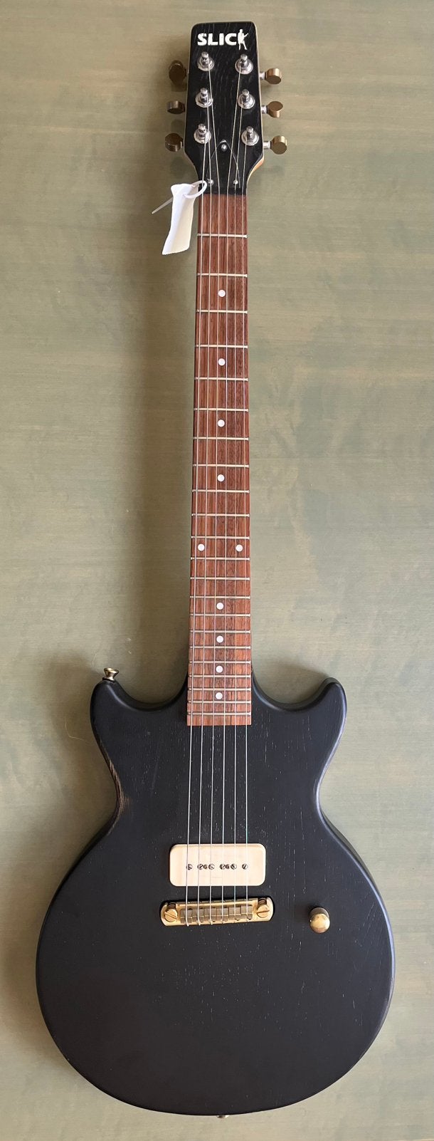 Slick SL59 Black Ash met P90, Muziek en Instrumenten, Ophalen, Zo goed als nieuw, Solid body, Overige merken