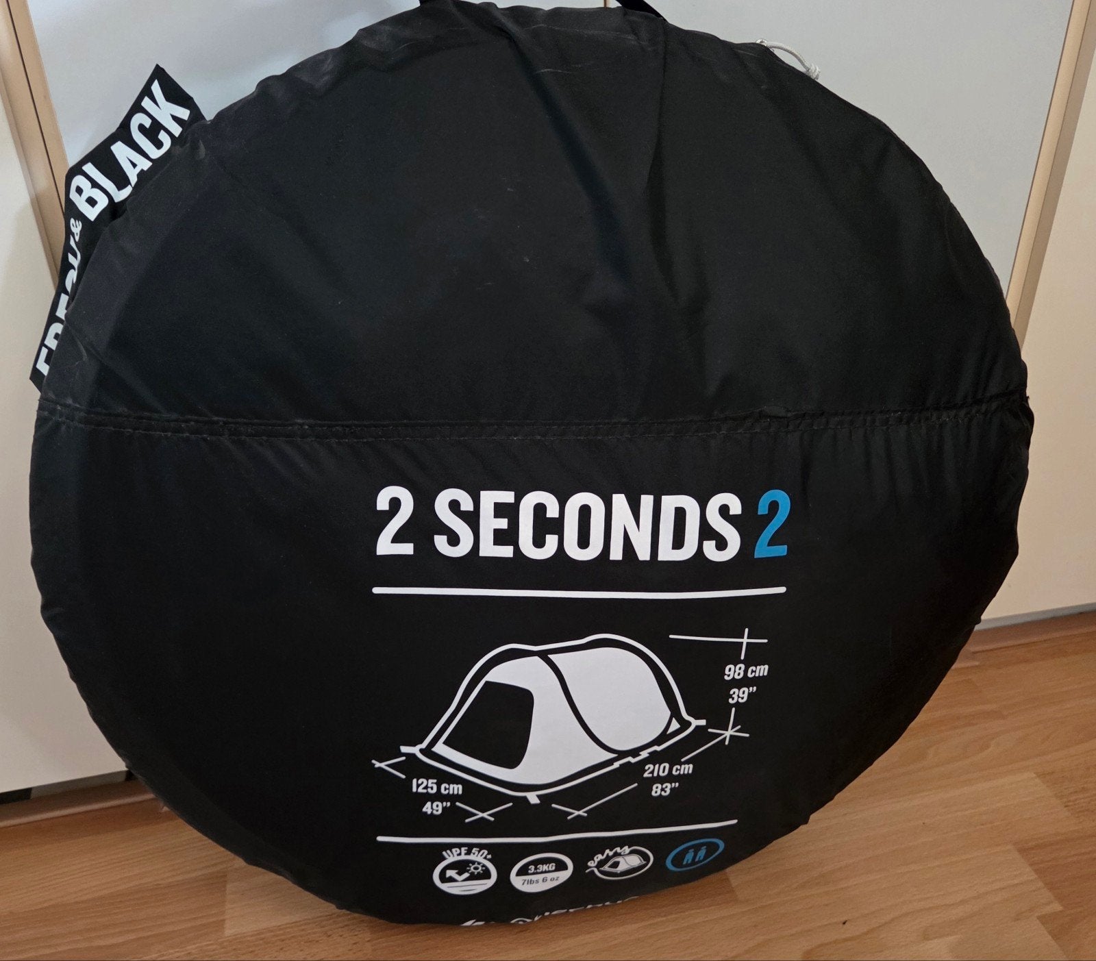 Quechua 2 seconds tent met Fresh&Black, Ophalen, Zo goed als nieuw, Tot en met 2