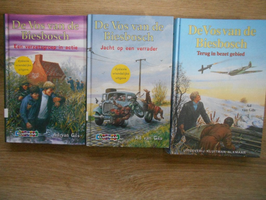 Ad van Gils Deel 1 t/m 3 De vos van de Biesbosch, Boeken, Ophalen of Verzenden, Tweede Wereldoorlog, Zo goed als nieuw, Overige onderwerpen