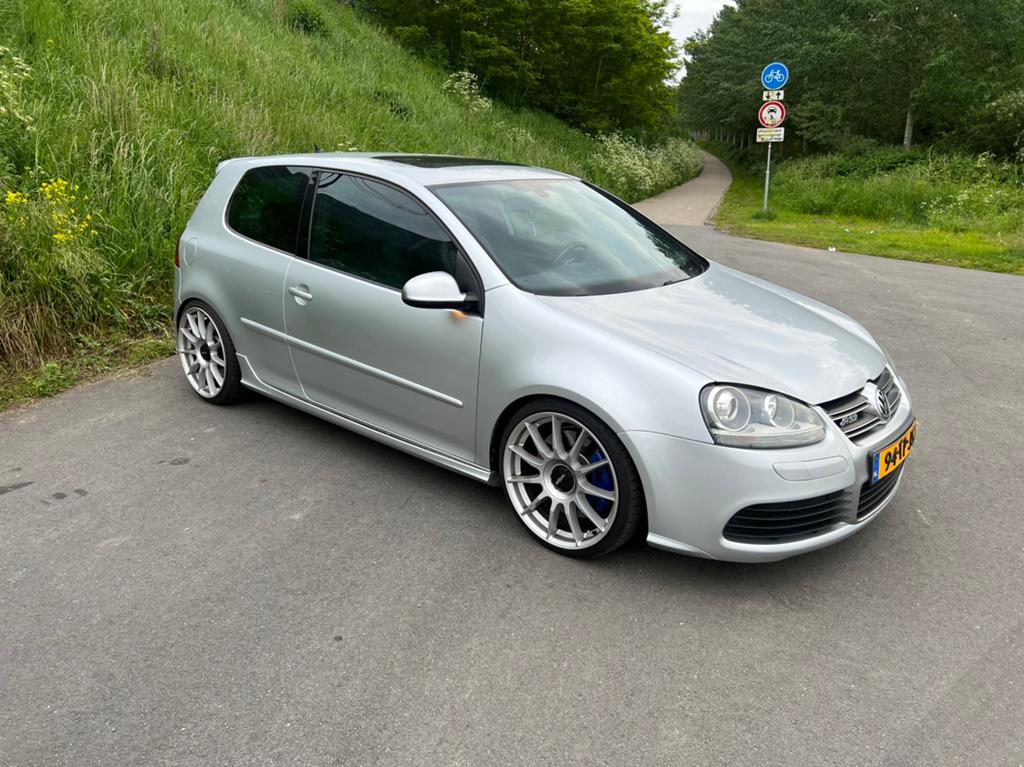 Volkswagen Golf 3.2 V6 R32 AUT 2006 Grijs, Auto's, Volkswagen, Bluetooth, Zwart, 3189 cc, Vierwielaandrijving