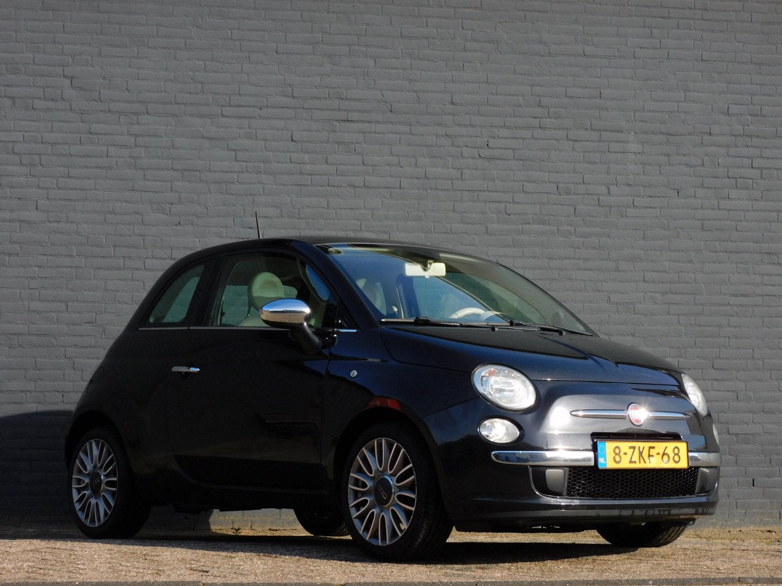 Fiat 500 0.9 TwinAir Turbo Lounge RIJDT PERFECT! CARPLAY/AND, Voorwielaandrijving, Gebruikt, Startonderbreker, Leder en Stof