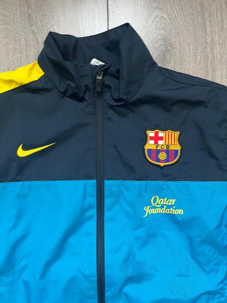 FCB trainingspak maat 152 als nieuw, Ophalen of Verzenden, Zo goed als nieuw, Jongen of Meisje, Sport- of Zwemkleding