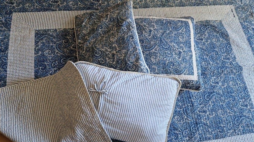 Riviera Maison Plaid met 3 Kussens, Huis en Inrichting, Ophalen, Gebruikt, Blauw