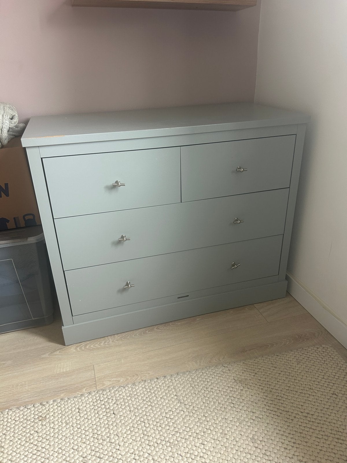 Newport kast en commode (babydump), Ophalen, 100 tot 150 cm, Zo goed als nieuw, 3 of 4 laden