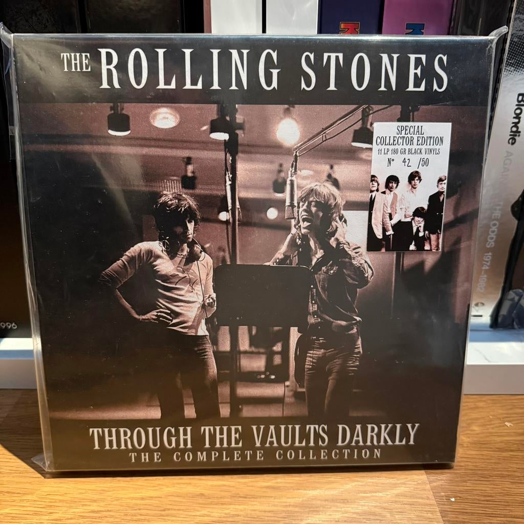 ROLLING STONES LP BOX THROUGH THE VAULTS (ULTRA RARE 11 LP), Cd's en Dvd's, Vinyl | Rock, Originele persing, Verzenden, Nieuw in verpakking