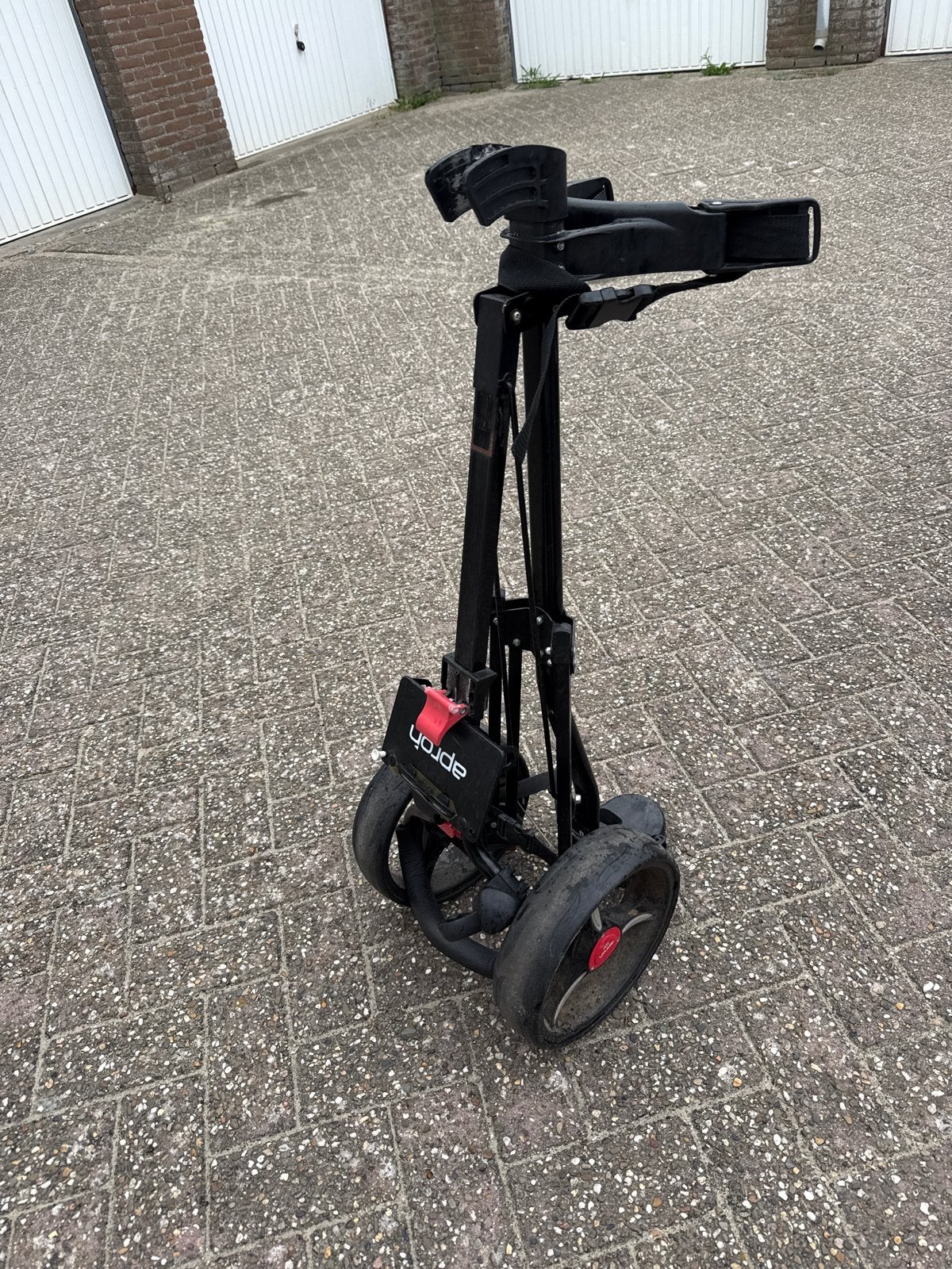 Goldkar golf trolly, Ophalen