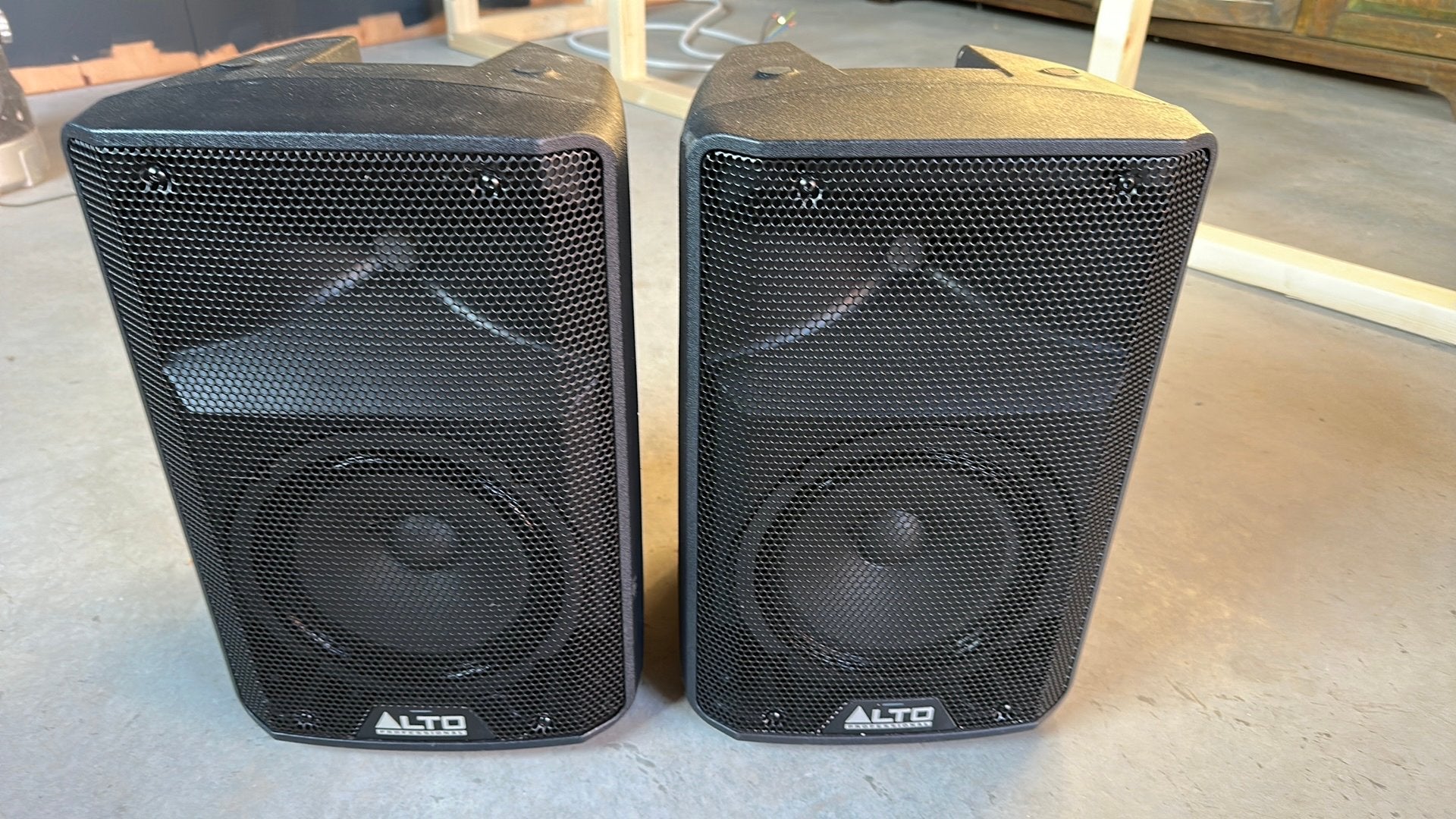Alto TX208, Audio, Tv en Foto, Luidsprekers, Speakerset, Zo goed als nieuw, Ophalen, 150 watt of meer