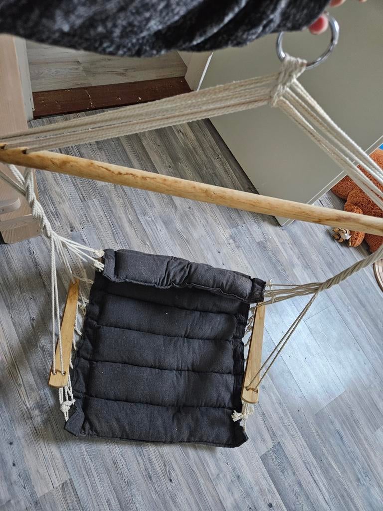 Zgan hangstoel, Huis en Inrichting, Stoelen, Ophalen of Verzenden, Zo goed als nieuw, Eén, Stof