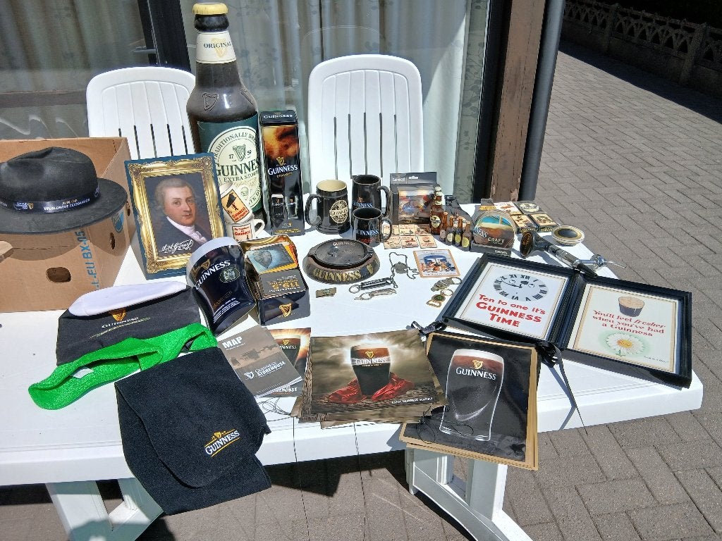 Guinness verzameling deel 1, Verzamelen, Ophalen, Gebruikt, Overige typen, Overige merken