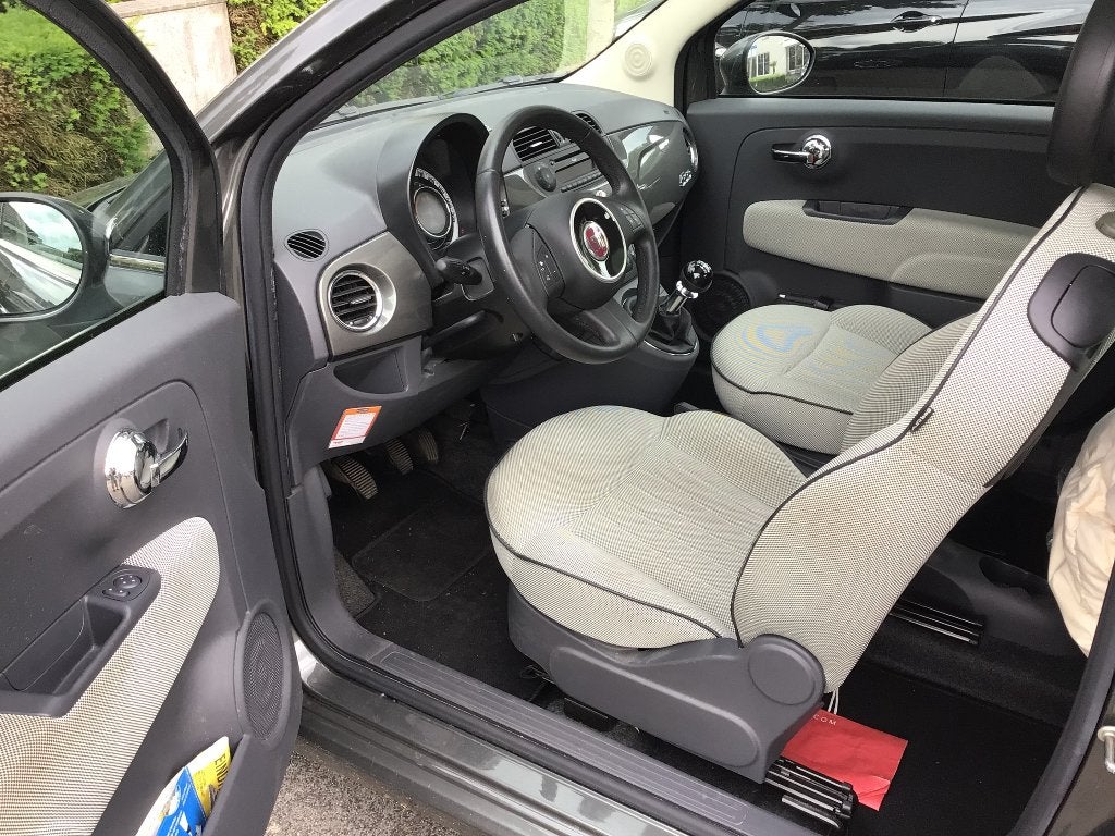 Fiat 500  Grijs bouwjaar 2014, Auto's, Voorwielaandrijving, Stof, 31 €/maand, 905 kg