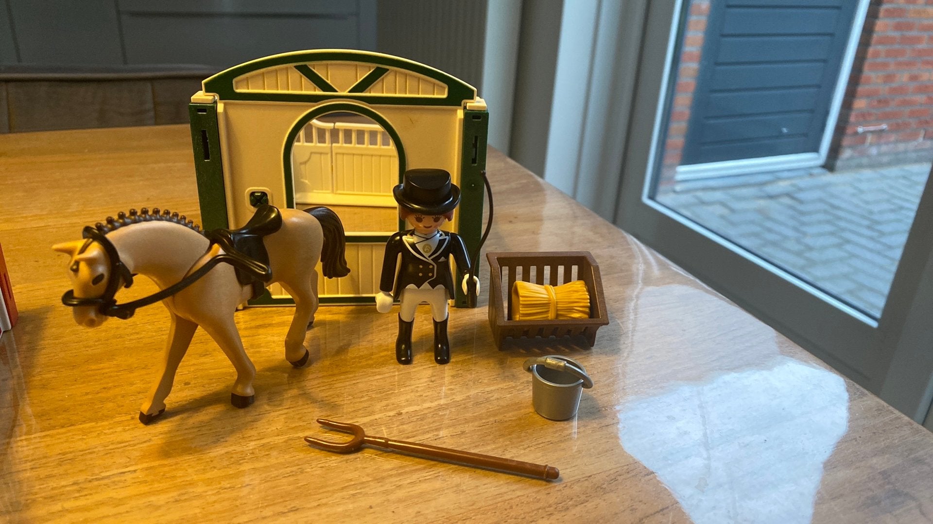 Playmobil paard met stal en ruiter 5111, Ophalen of Verzenden, Gebruikt, Complete set