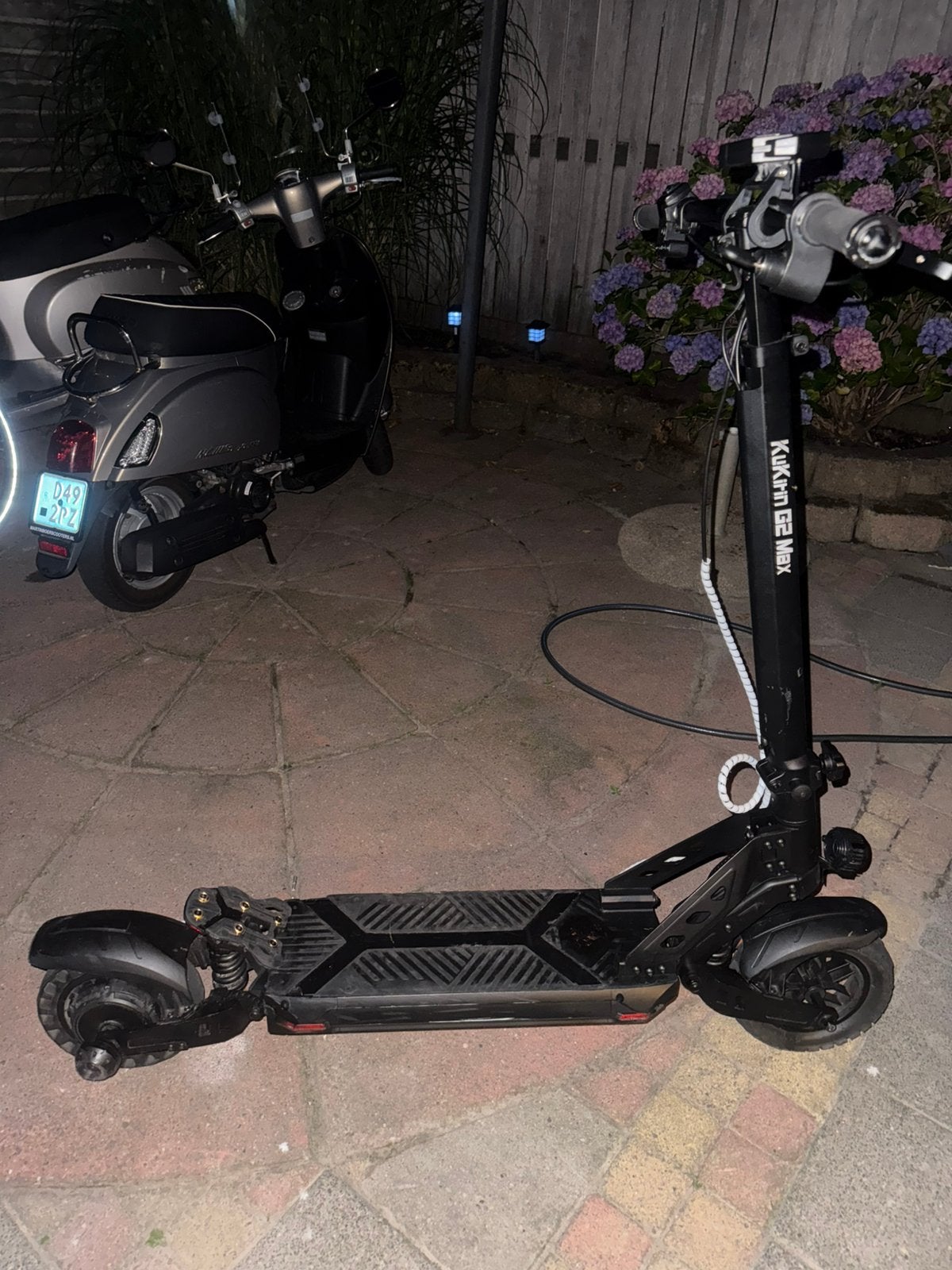 Kukirin g2max custom, Fietsen en Brommers, Steps, Ophalen of Verzenden, Zo goed als nieuw, Gewone step