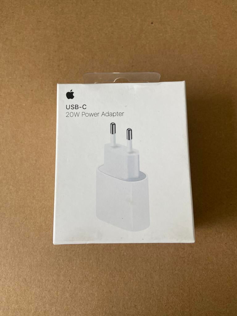 Apple Usb-C Adapter, ., Ophalen of Verzenden, Zo goed als nieuw, .