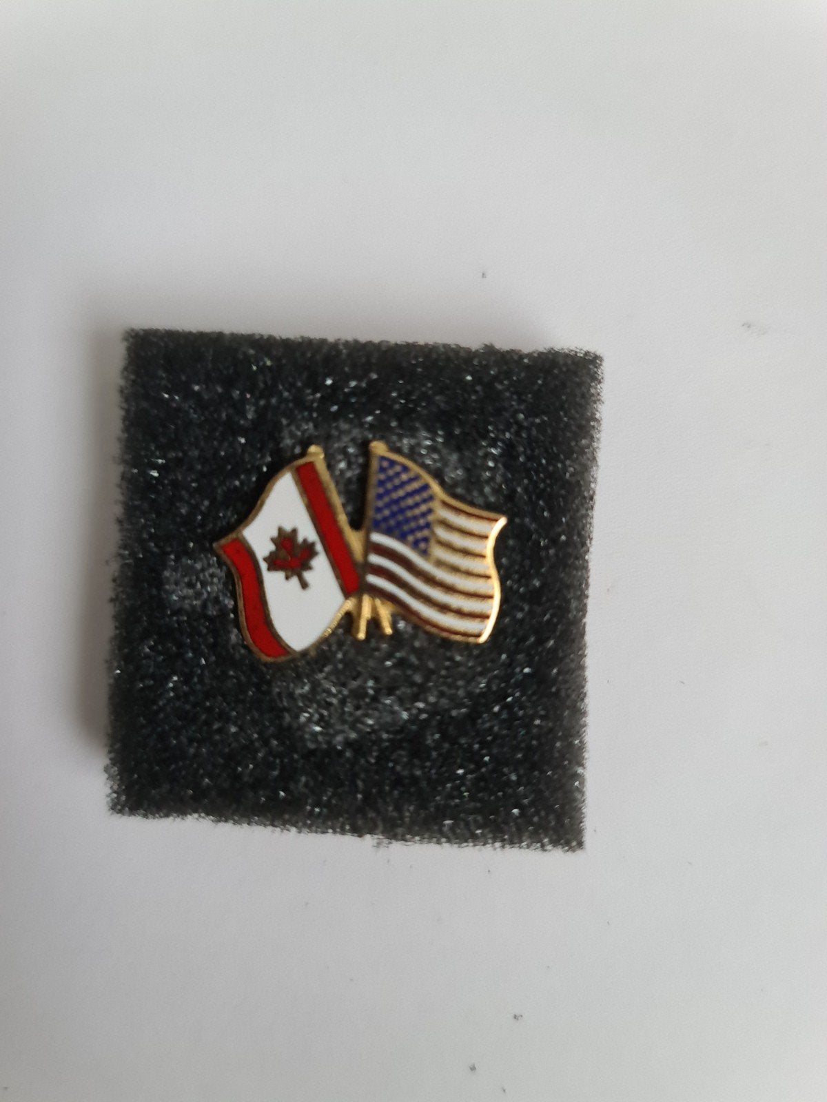 Vlaggetjes pin USA - CANADA, Ophalen of Verzenden