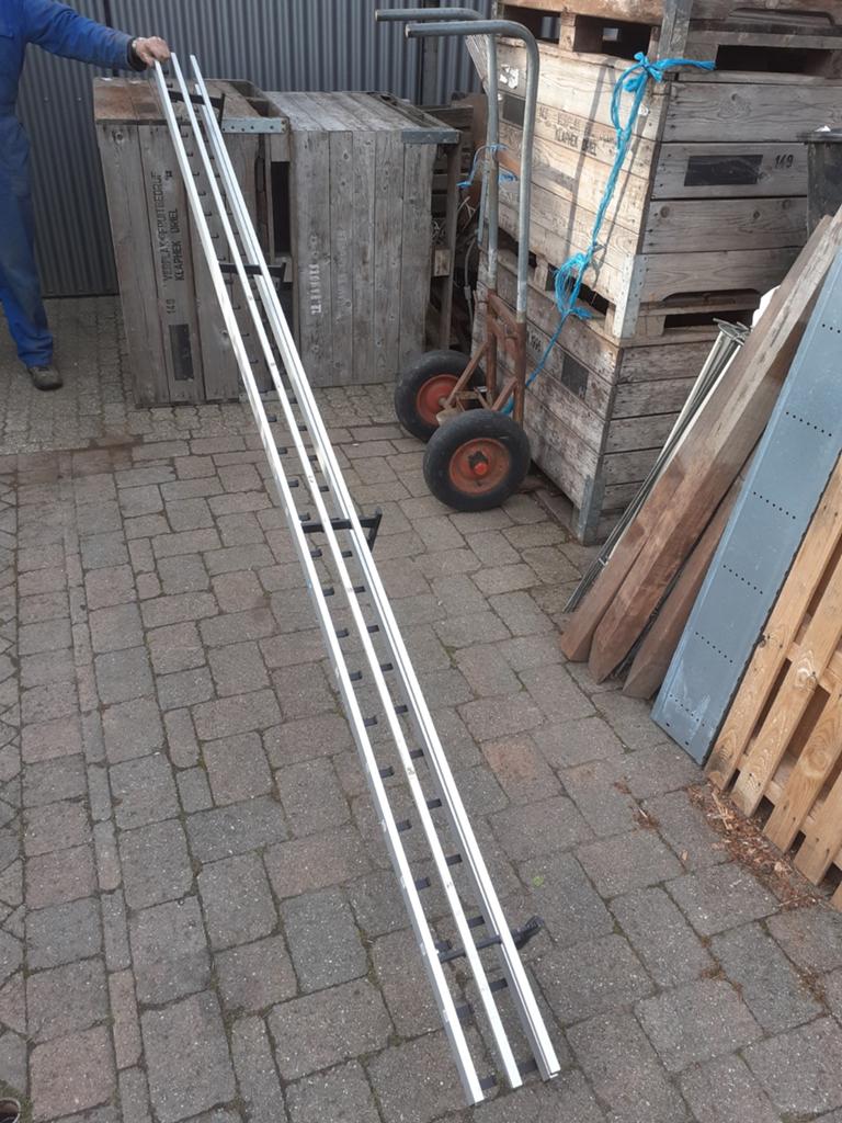 Wandkapstok aluminium 62 haken, Huis en Inrichting, Ophalen, Metaal, Wandkapstok, Minder dan 100 cm