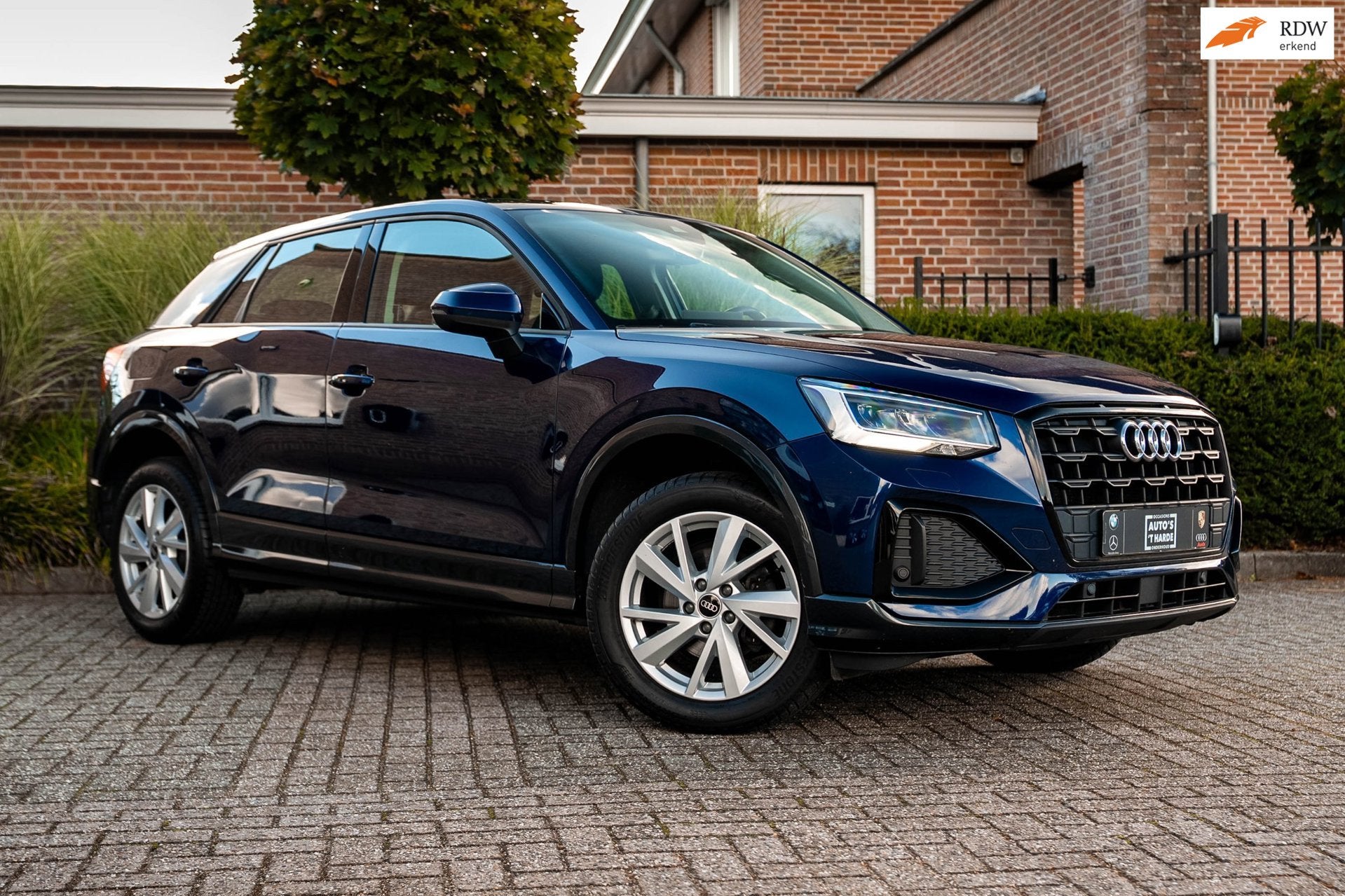 Audi Q2 35 TFSI Advanced Edition 150 PK Aut. Leder Keyless L, Auto's, Dealer onderhouden, 4 cilinders, 150 pk, Blauw