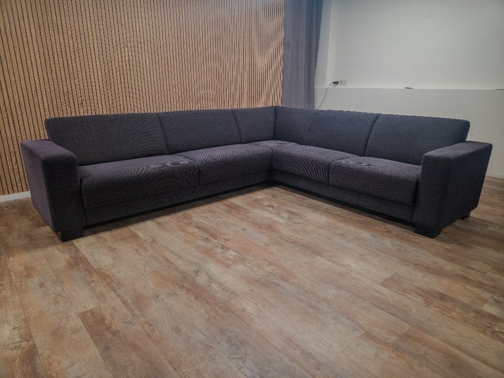 Mooi Groot Antraciet Hoekbank, Huis en Inrichting, Banken | Bankstellen, Info@banxtel.nl, Gebruikt, Overige maten, Hoekbank
