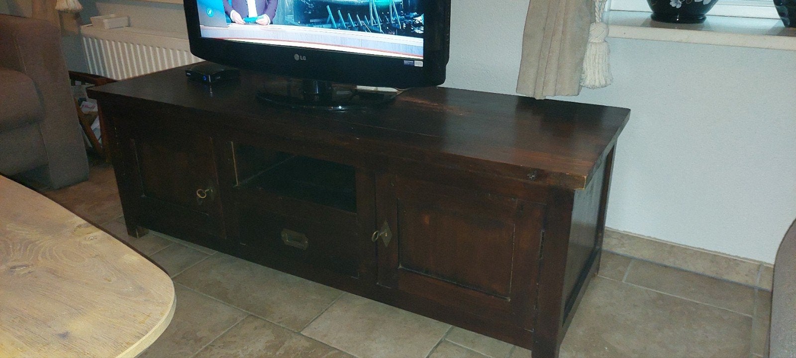 tv kast, Ophalen of Verzenden, Zo goed als nieuw, 25 tot 50 cm, Minder dan 100 cm