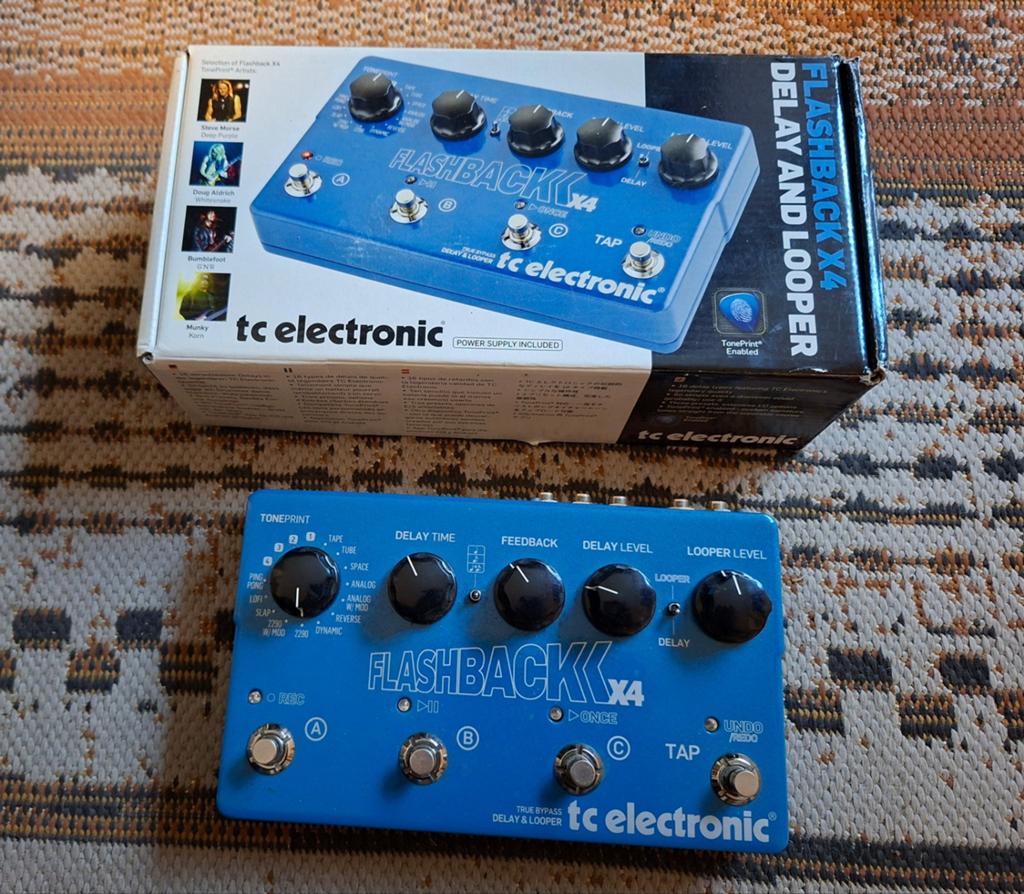 TC Electronic Flashback x4 Delay & Looper, Muziek en Instrumenten, Effecten, Ophalen of Verzenden, Gebruikt, Delay of Echo