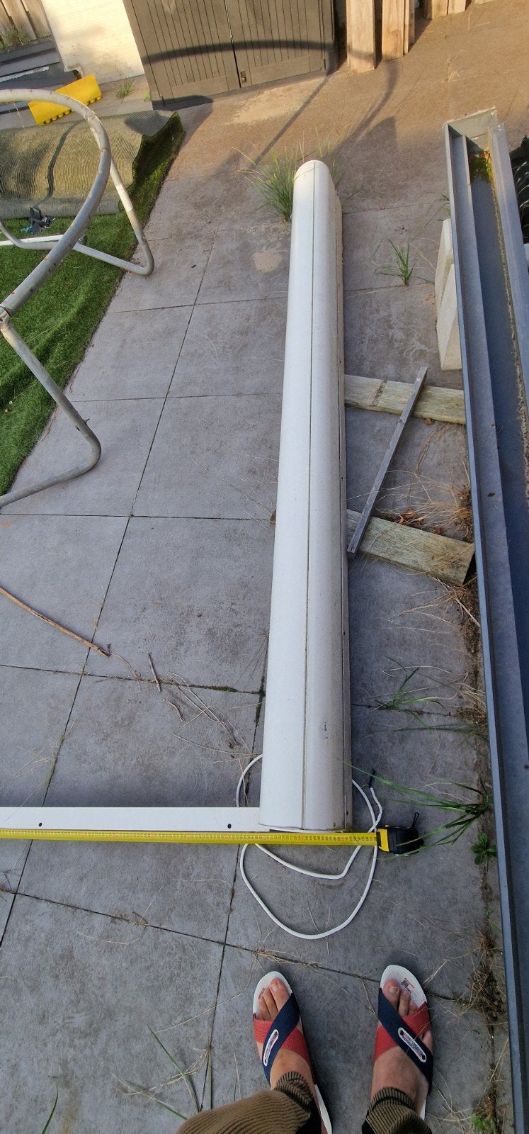 elektrische rond rolluik 2.73m breed x 1.91m hoog, Doe-het-zelf en Verbouw, Rolluiken, Ophalen, Gebruikt, Wit, 200 cm of meer