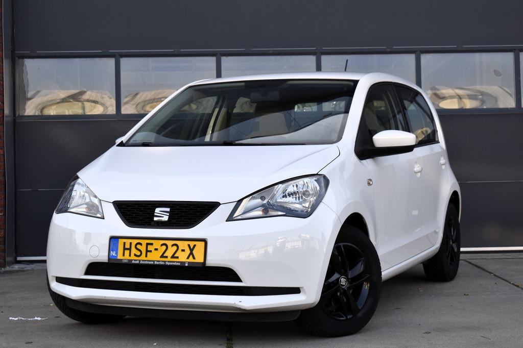 SEAT Mii 1.0 Style Airco / Radio / Automaat (bj 2014), Euro 5, Stof, Gebruikt, Zwart