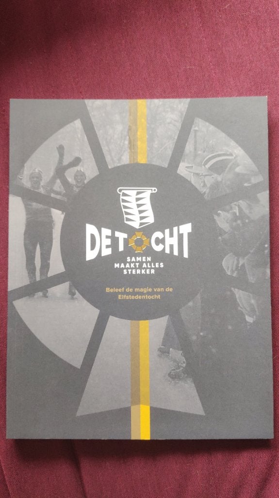De Tocht - Elfstedentocht / programmaboek musical, Ballet of Musical, Ophalen of Verzenden, Sanne Dijkstra e.a., Zo goed als nieuw