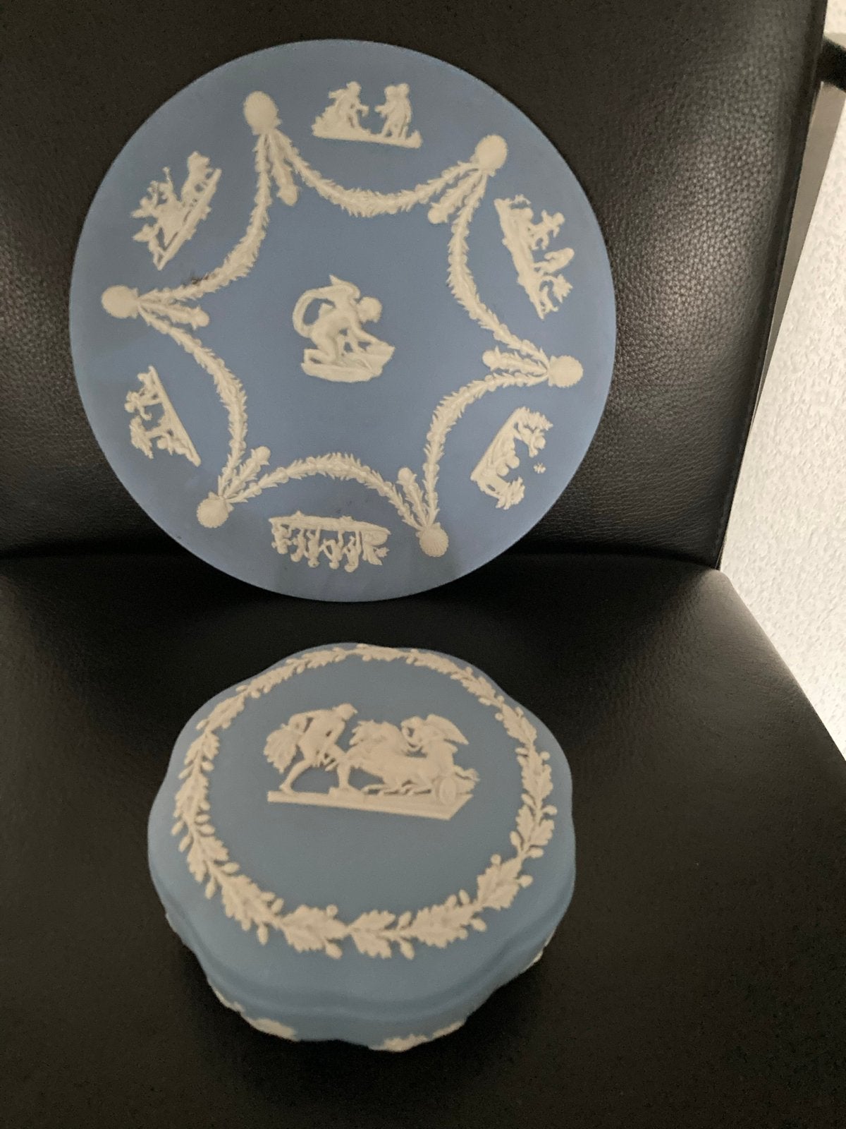 Wedgwood Jasperware schaal en doosje, Antiek en Kunst, Ophalen of Verzenden