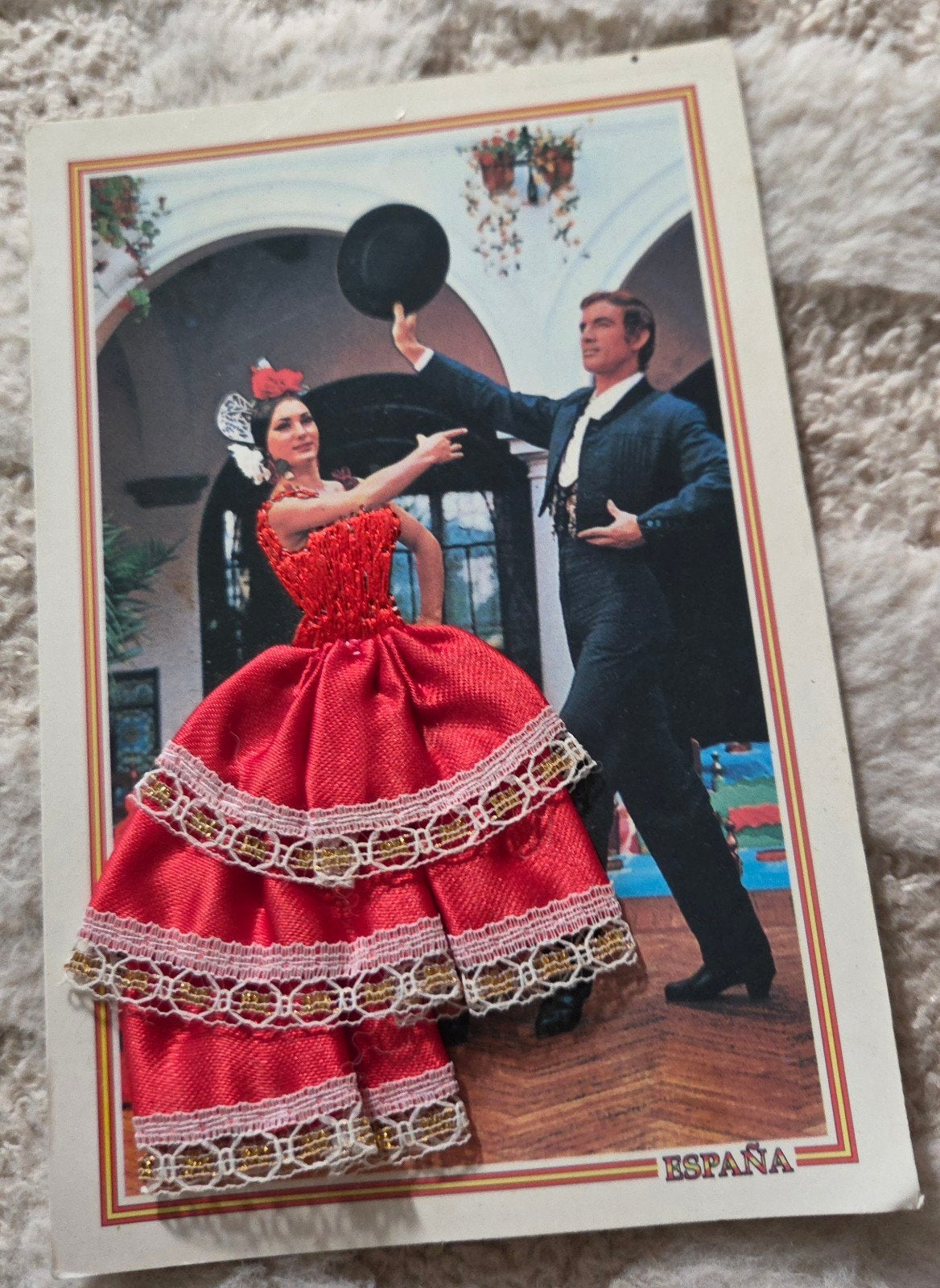 Vintage Spaanse ansichtkaart met flamenco jurk, Verzenden, 1960 tot 1980, Gelopen, Overige thema's
