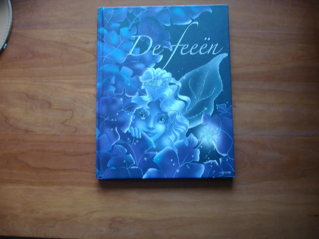 kleuter,04(802) de feeen. serie de feeen. ontdek 18 feeen, Ophalen of Verzenden, Zo goed als nieuw, Fictie algemeen