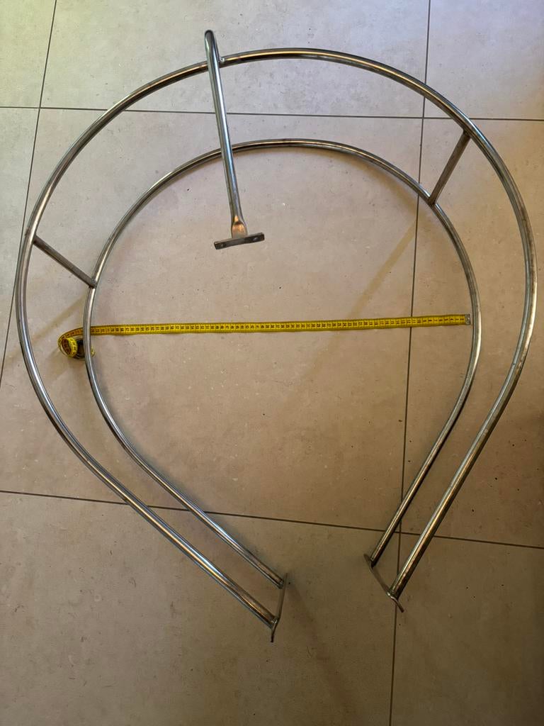 Beugel voor radar dome, Ophalen, Gebruikt