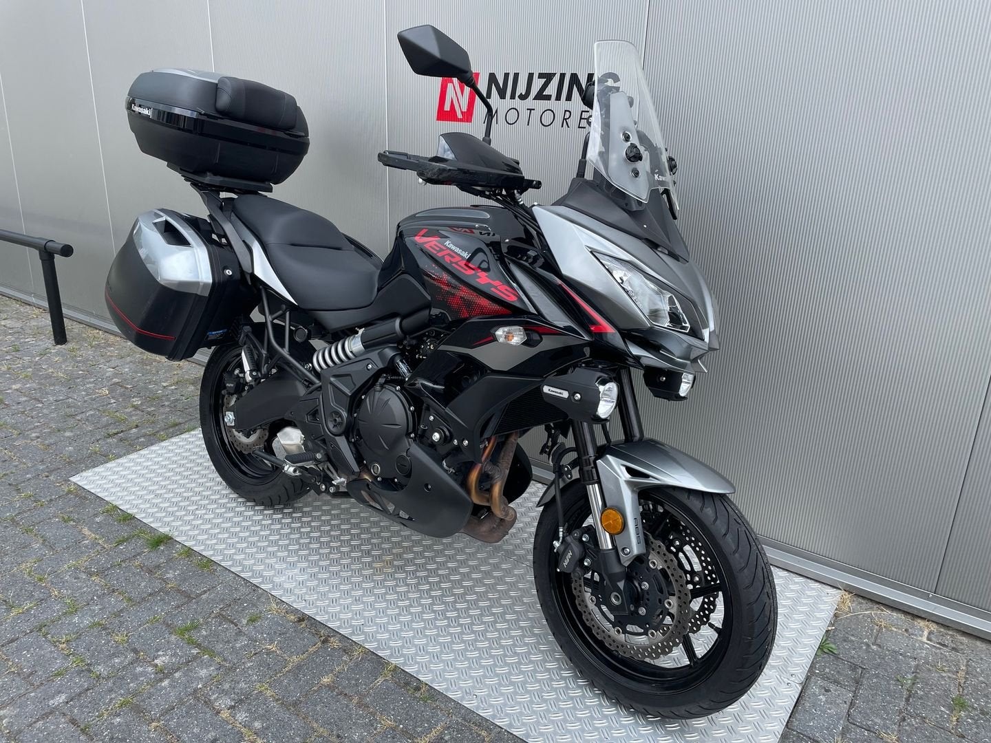 KAWASAKI VERSYS 650 GRAND TOURER (bj 2021) - foto 2