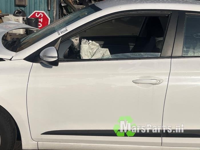 Portier 4Deurs links-voor van een Hyundai I20 (BMS), Gebruikt, -, Deur, -