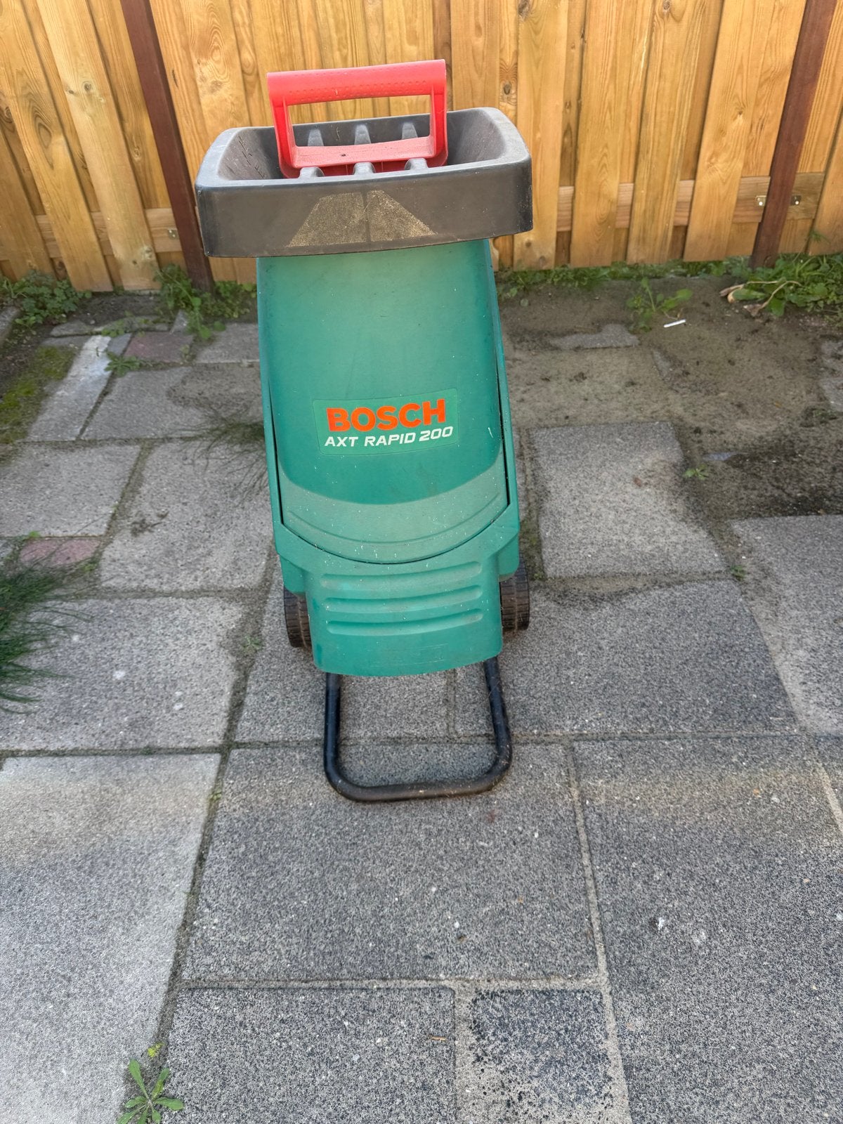 Bosch AXT Rapid 200 Hakselaar - Krachtig en Efficiënt, Ophalen, Gebruikt, Elektrisch