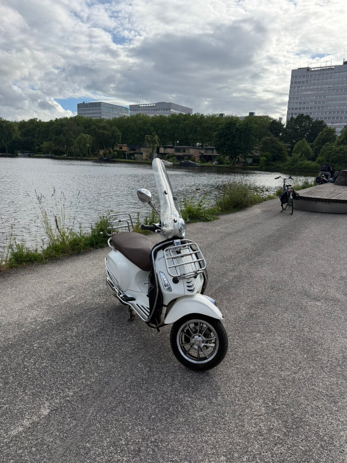 Vespa primavera 125cc A1 “22, Ophalen of Verzenden, Zo goed als nieuw, Benzine, Vespa