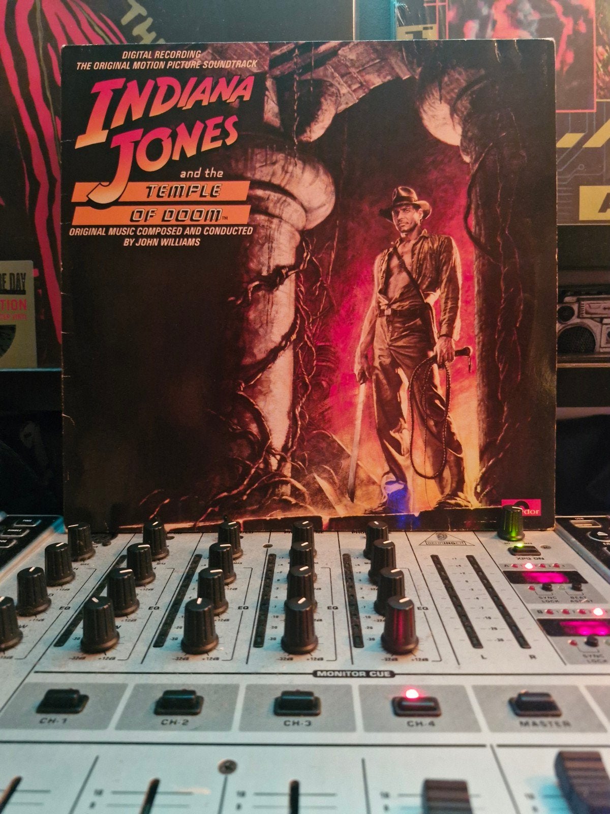 Indiana Jones and the Temple of Doom (Soundtrack, Vinyl), Ophalen of Verzenden, Gebruikt, 12 inch