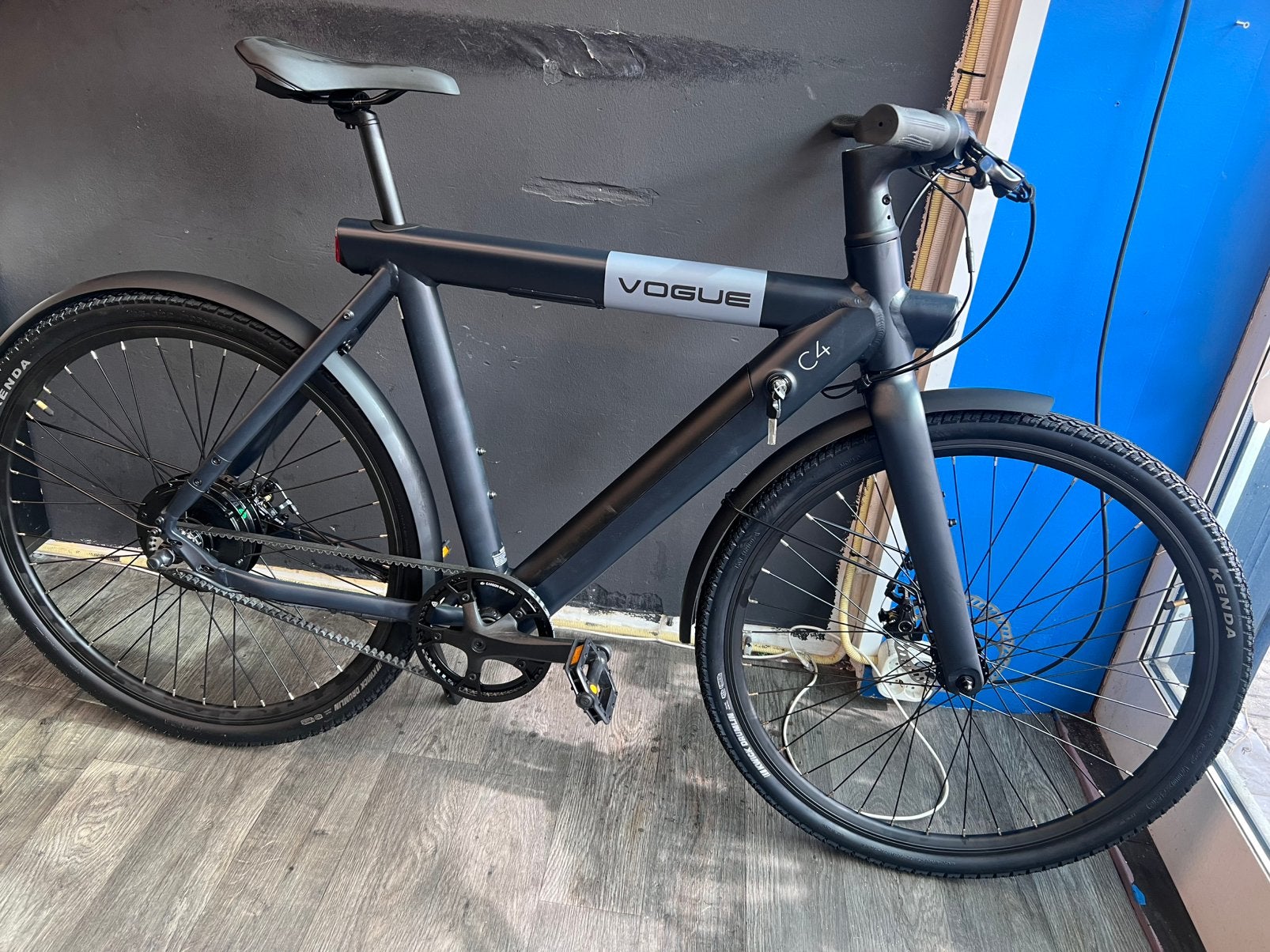 Vogue C4 elektrische herenfiets /460Wh : 8,6A belt drive, Ophalen of Verzenden, Nieuw, Overige merken