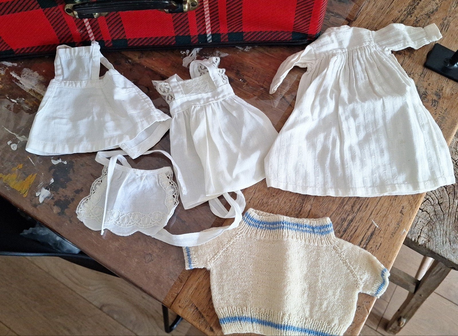 oude Poppenkleertjes, Ophalen of Verzenden, Babypop