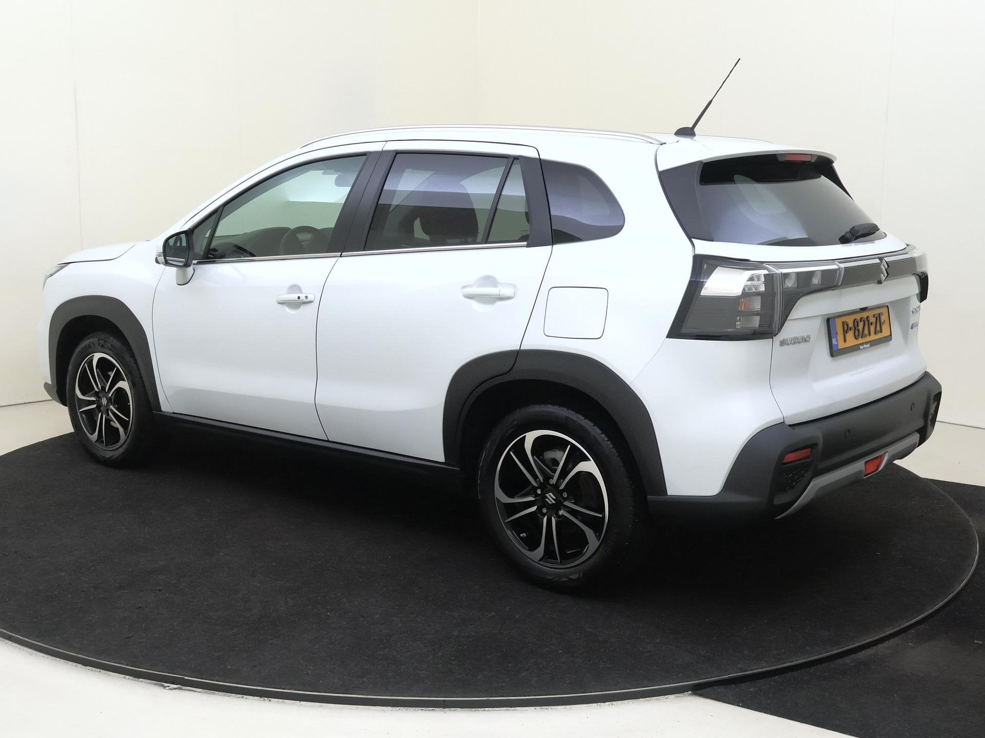 Suzuki S-Cross 1.4 Boosterjet Select Smart Hybrid 129PK | Ap, Auto's, Stof, Gebruikt, Euro 6, 4 cilinders