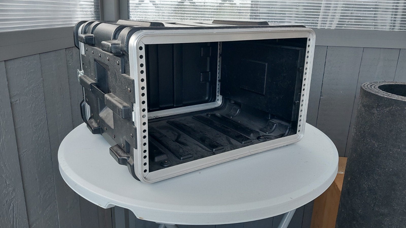 SKB Flightcase met uitsparing voor kabels, Muziek en Instrumenten, Behuizingen en Koffers, Ophalen, Gebruikt, Overige instrumenten