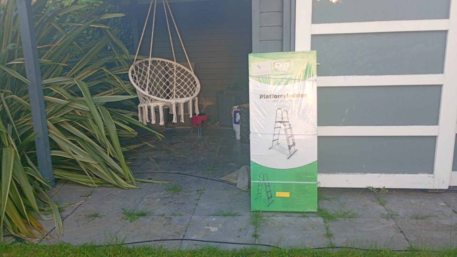 EXIT Zwembadtrap voor framehoogte van 108-122cm - zwart, Ophalen of Verzenden, Nieuw, Ladder